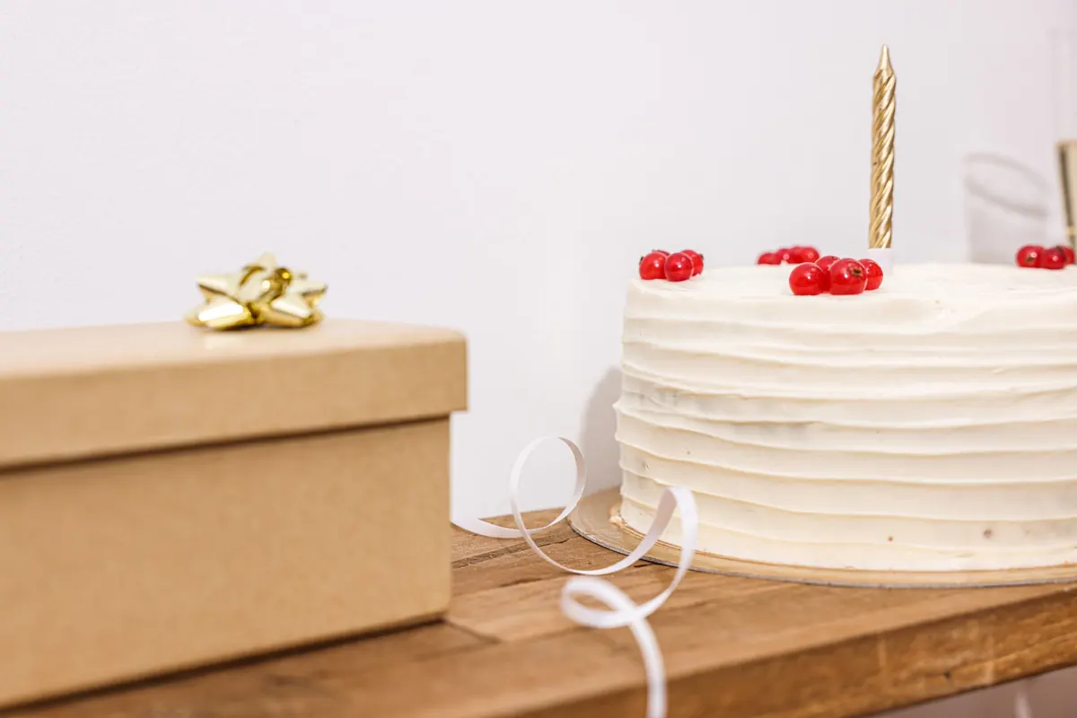 How to Transport Wedding Cakes and Puddings Safely to the Venue